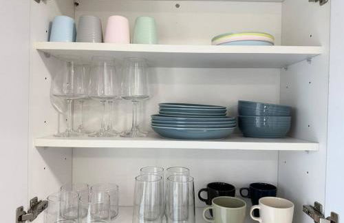 Comfy NJ 2BR Close to Airport, Dream Mall & NYC - Foto 10