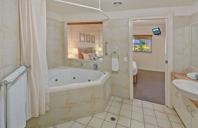 Raffles Mooloolaba - Photo 48