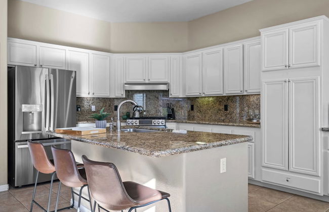 La Quinta Desert Haven Luxe Stay w/ Private Pool, Hot Tub, Pool Table - Foto 15