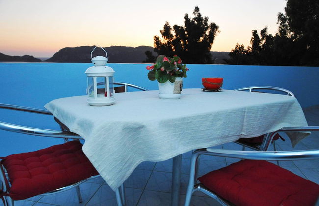 Agios Georgios - 2 Beds - Sleeps 5 - Free Parking - Foto 18