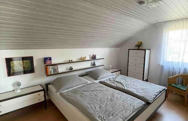 Ruhige Ferienwohnung mit Balkon und Bergsicht - Foto 19