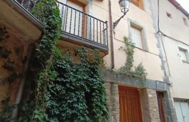 Zabala, entrañable y auténtica casa de pueblo en Anguiano - Foto 1