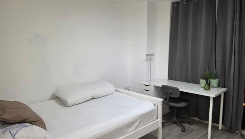 Luxury 2 Bedroom City Centre Apartment Sleeps Up to 6 HS2 Deals available - Foto 3