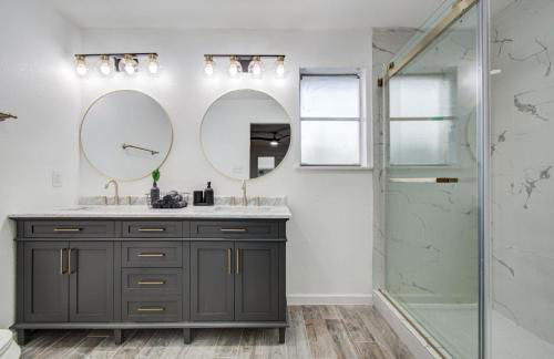 5-BD 2-BA Tranquil Retreat ft Jacuzzi & Playground - Foto 18