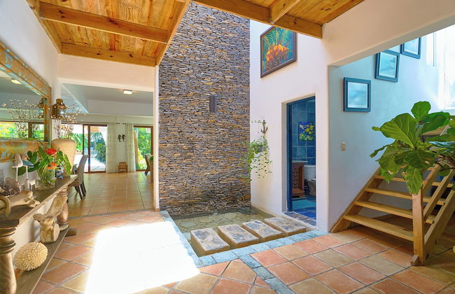 Beach Villa in El Portillo Sleeps 12 - Foto 18