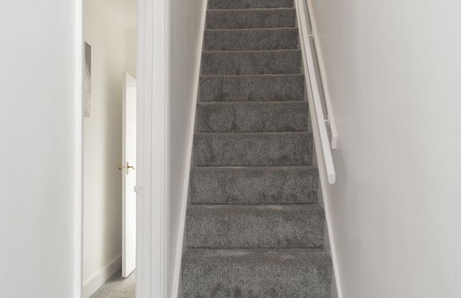 Fortified Three Bedroom Home - Foto 20