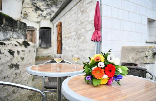 Les Gîtes des Châteaux, gîtes troglodytiques - Foto 3