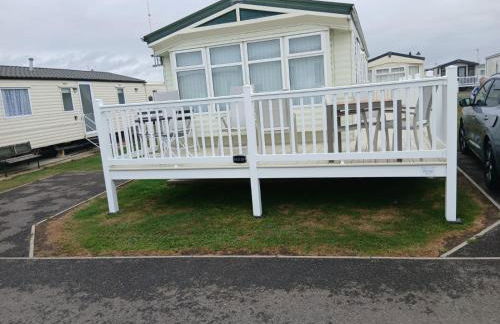 Willerby Delux - Holiday Home by the Sea - close to the Entertainment Complex-bedding, towels & wifi Included! - Foto 1