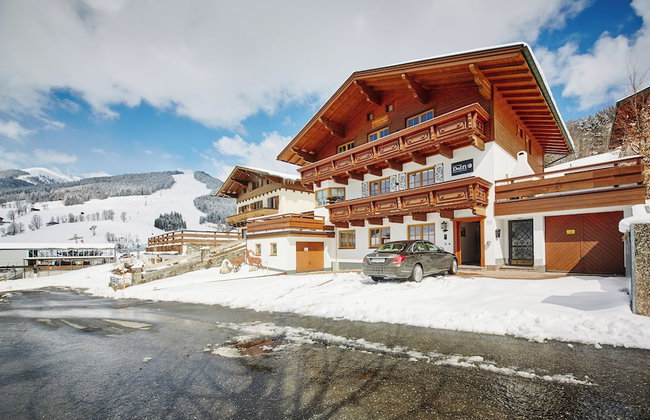 Delfi Ski & Bike Apartments - Photo 1