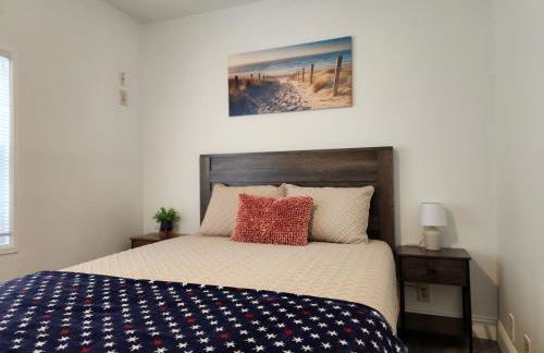 Lower Chelsea Lookout- On Water by Beach & Boards! - Foto 5