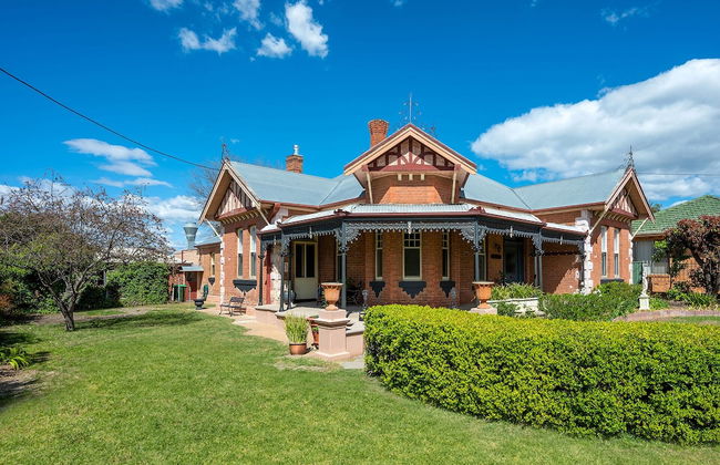 'Lauralla' by Your Innkeeper Mudgee - Photo 1