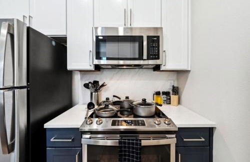 New Apt in DeepEllum with Pool and Parking near Baylor Med - Foto 9