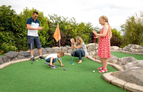 Modern & Blissful Beach Park Holiday Home in Dovercourt, Essex, - Foto 35