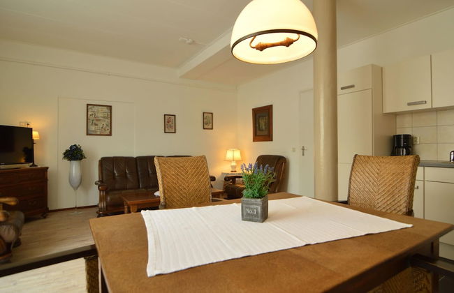 Snug Apartment in Schin op Geul Near Public Pool - Photo 59