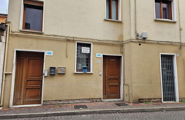 Caponi Bros - Photo 49