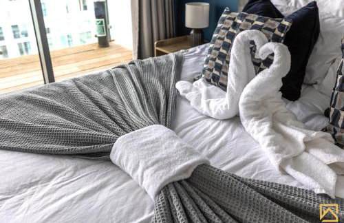 Luxury 2-bed In central MK By Valore Property Services - Photo 13