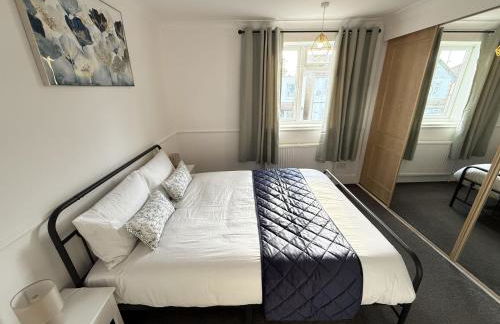 Cosy and comfy 4-bed house in Burnham Slough Near Legoland and Winsdor Castle - Foto 1