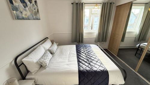 Cosy and comfy 4-bed house in Burnham Slough Near Legoland and Winsdor Castle - Foto 1