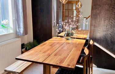 2 bedroom house near centre and private parking - Foto 5