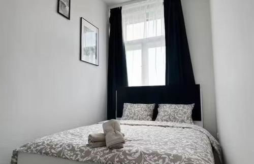 Beautiful Cozy Room Near The Square F8C - Foto 5