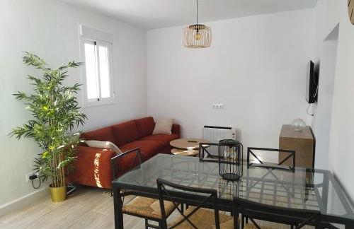 LA CASITA DE ISABEL, casa rural con patio privado en Montecorto, cerca de Ronda y Grazalema - Foto 1