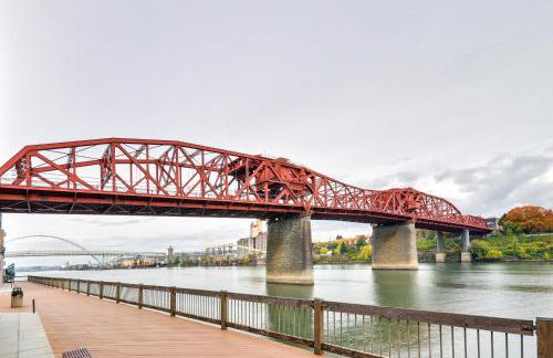 Portland Condo with Hot Tub Access, Near Downtown! - Foto 23