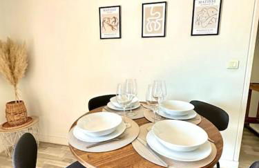 Joli 2 pièces - Proche aéroport - Terrasse vue mer - Foto 9