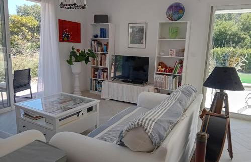 La vie en rose, villa with a view - Foto 12