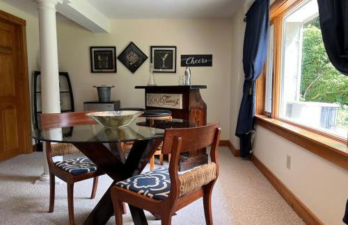 Perfect location! Minutes to beaches! Beach pass! - Foto 27