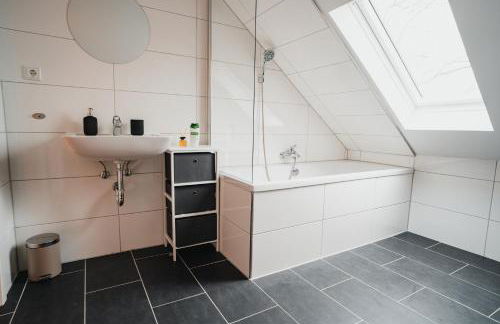 Working Apartment - 8 single beds - 5 Schlafzimmer - Foto 3