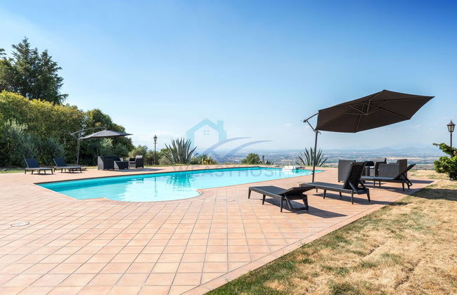 New Refined Villa Rayskaya In Monte Compatri - Foto 22