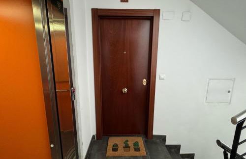 Dúplex céntrico con terraza y parking gratuito - Foto 38