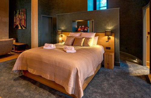 La Chapelle, Les Suites du Palais, l'unique 5 étoiles de Nevers, Suite d'Exception, by PRIMO C0NCIERGERIE - Foto 41