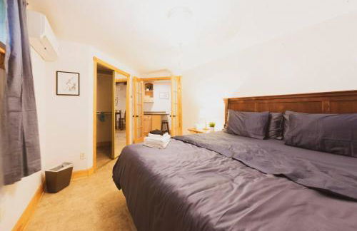 Massive 9BDR Courtyard Estate Near Forsyth Park - Foto 12