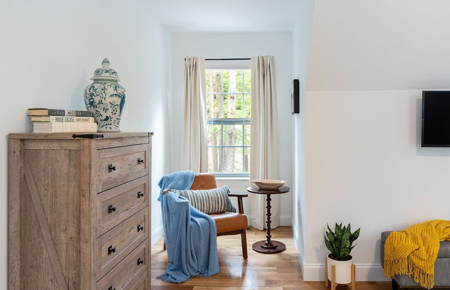 Luxuriously Lakeside by Avantstay Lakefront Retreat w Game Room - Foto 43