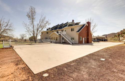 Spacious Hildale House with Large Deck! - Foto 43