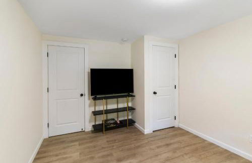 Fantastic retreat 5min from Village with media room, AC and sauna! - Foto 16