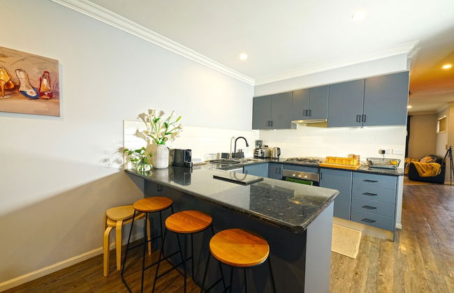 Self-contained Retreat 3BR WiFi Parking - Foto 11