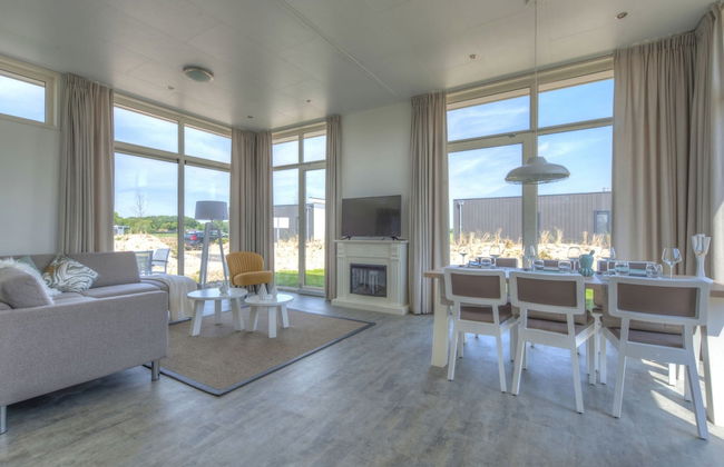 Modern Chalet With Combi Microwave, Near Rockanje - Foto 21