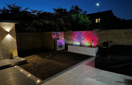 Luxury West London 3BR House, Cul De Sac - Foto 12