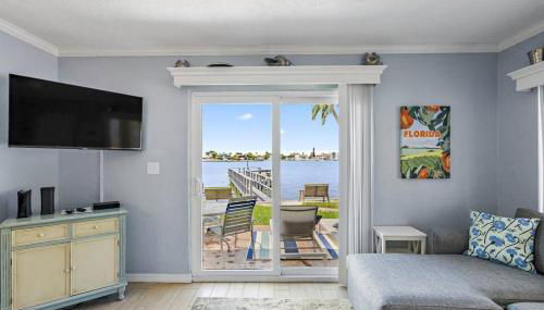 Malyn 108, Updated Waterfront condo, private patio - Foto 2