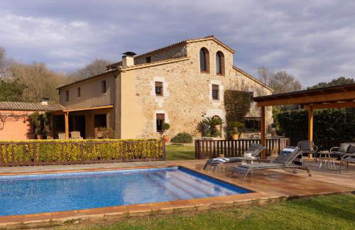 Masia elegant amb jardí i piscina - Photo 1