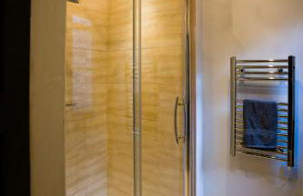 The Old House Apartment - Photo 19