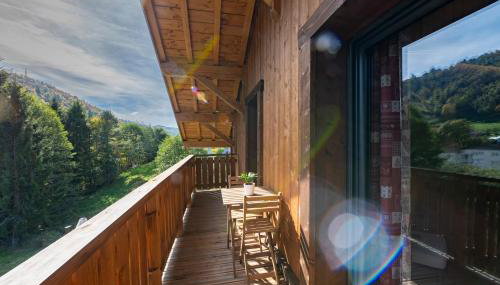 Chalet paisible 3 étoiles Sauna, Cheminée, Terrasse Sud, Vue montagne, Bois & Pierre authentique et confort moderne - Photo 5