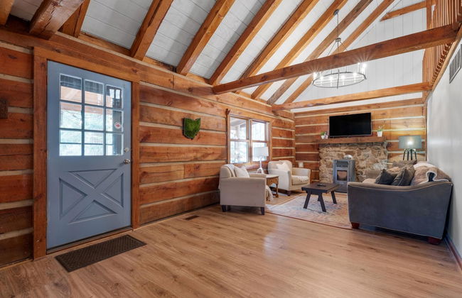 Cabin in the Trees, Hot Tub, Fire Pit - Foto 28