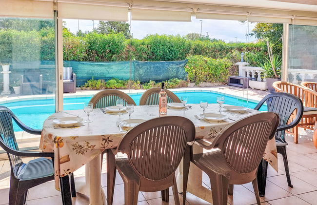 3 bedroom House in Solliès-Pont with private pool and garden - Photo 9