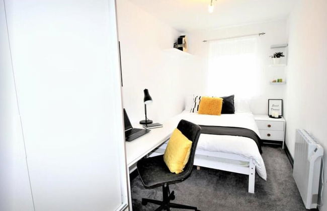 Rugby - Apartment - Sleeps 4 - Parking - Foto 1