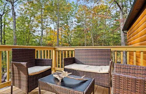 Cozy Family Luray Cabin w Fire Pit Grill WiFi & More - Photo 21