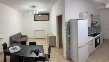 Accanto all'autostrada al centro tra Roma e Napoli - Foto 4