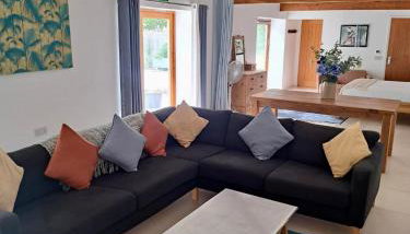 The Long Room - Photo 3